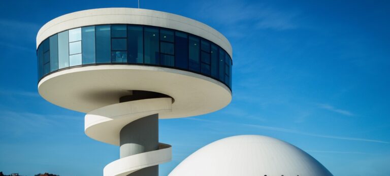 Del 5: Moderne arkitektur i Spania som du må oppleve