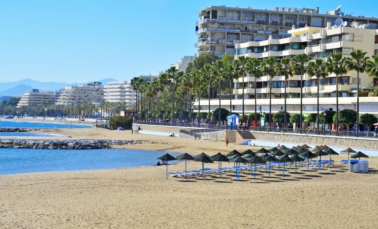 Uenighet om Marbellas strandpromenade