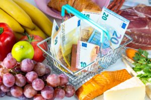 Inflasjonen faller – matvareprisene stiger