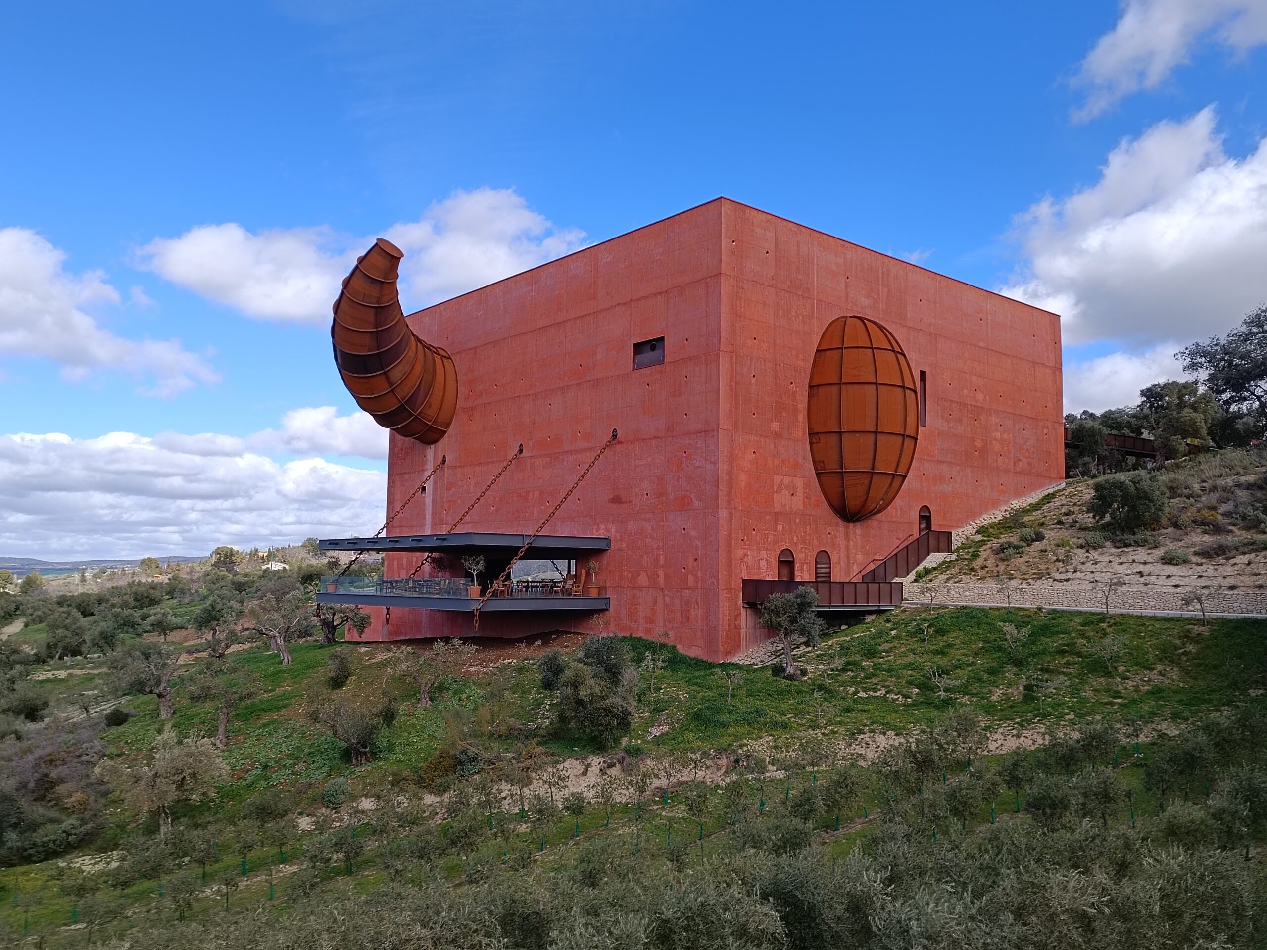 LA ALMAZARA – Verdens første designer-olivenmølle